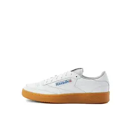 Reebok: Белые кроссовки  Club C 85