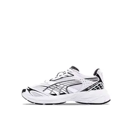 PUMA: Серебристые кроссовки 