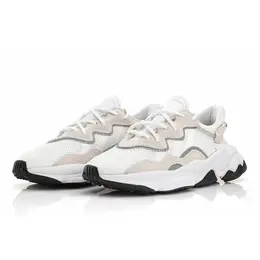 adidas: Белые кроссовки  Ozweego