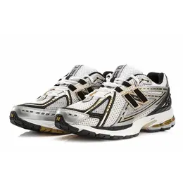 New Balance: Белые кроссовки  1906R