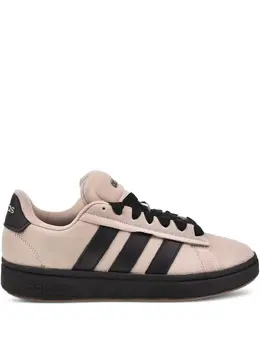 adidas: Бежевые кроссовки  Grand Court