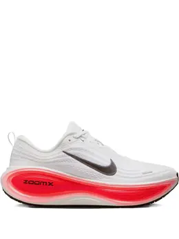 Nike: Белые кроссовки  Plus