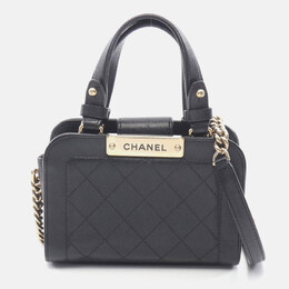 Chanel: Чёрная сумка 