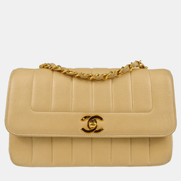 Chanel: Бежевая сумка 