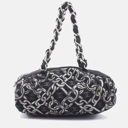 Chanel: Чёрная сумка 