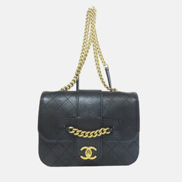 Chanel: Чёрная сумка 