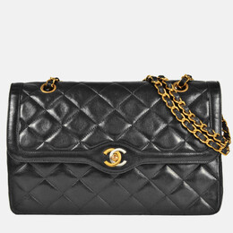 Chanel: Чёрная сумка 