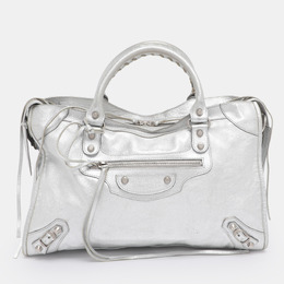Balenciaga: Серебристая сумка  Classic City
