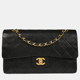Chanel: Чёрная сумка 