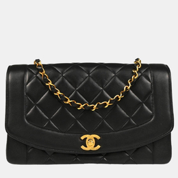 Chanel: Чёрная сумка 