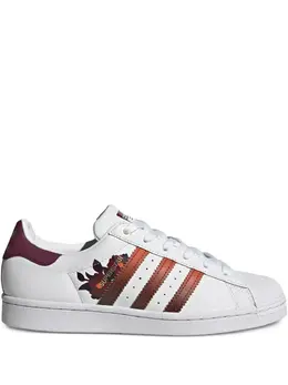 adidas: Белые кроссовки  Superstar