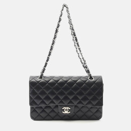 Chanel: Чёрная сумка 