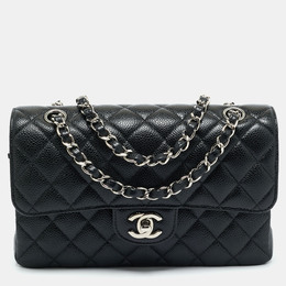 Chanel: Чёрная сумка 