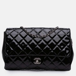 Chanel: Чёрный клатч 