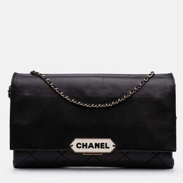 Chanel: Чёрная сумка 