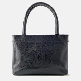Chanel: Чёрная сумка 
