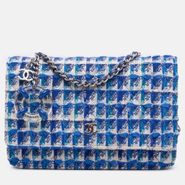 Chanel: Голубой кошелёк 
