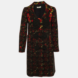 Prada: Чёрное пальто 