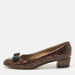 Salvatore Ferragamo: Двухцветные туфли  Vara Bow