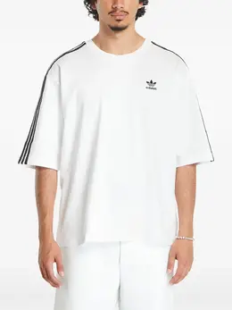 adidas: Хлопковая футболка 