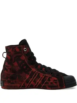 Y-3: Чёрные кроссовки 