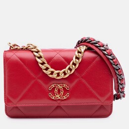 Chanel: Красный кошелёк 