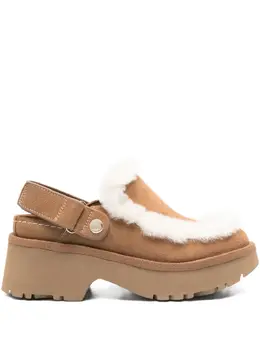UGG: Коричневые туфли 