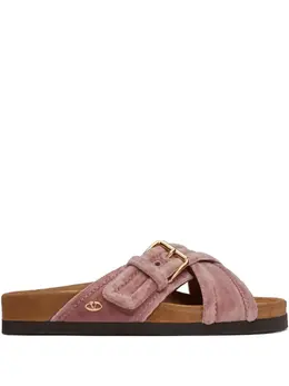 Valentino Garavani: Розовые сандалии 