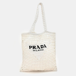 Prada: Белая сумка 