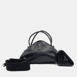 Prada: Чёрная сумка на руку 