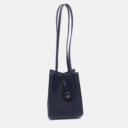 Fendi: Чёрная сумка 