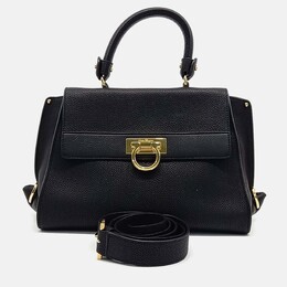 Salvatore Ferragamo: Чёрная сумка 