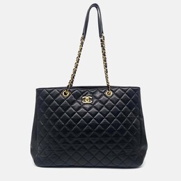 Chanel: Чёрная сумка 