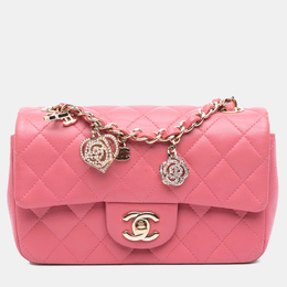 Chanel: Розовая сумка 