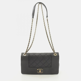 Chanel: Чёрная сумка 