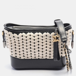 Chanel: Чёрная сумка 