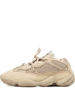 adidas Yeezy: Кроссовки 