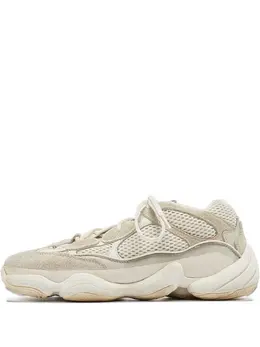 adidas Yeezy: Белые кроссовки 