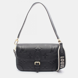 Louis Vuitton: Чёрная сумка 