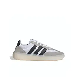 adidas: Белые кеды 