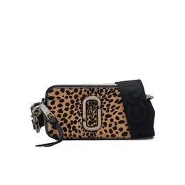 MARC JACOBS: Коричневая сумка 