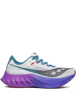 Saucony: Белые кроссовки  Endorphin Pro