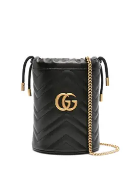 Gucci: Чёрная сумка  GG Marmont