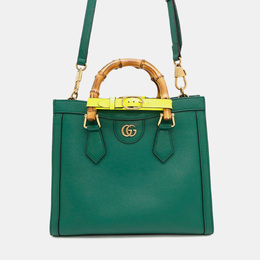 Gucci: Зелёная сумка 