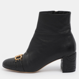 Salvatore Ferragamo: Чёрные ботинки 