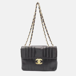 Chanel: Чёрная сумка через плечо 