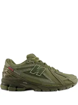 New Balance: Зелёные кроссовки  1906R