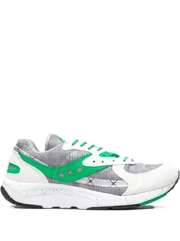 Saucony: Кроссовки 