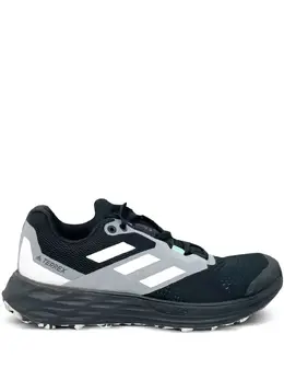 adidas: Чёрные кроссовки  Terrex