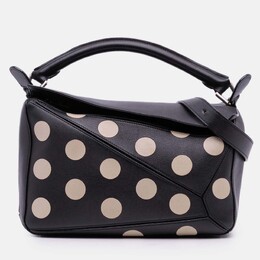 Loewe: Чёрная сумка  Puzzle